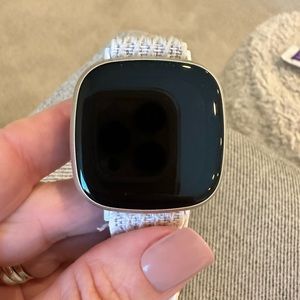 Fitbit Versa 3